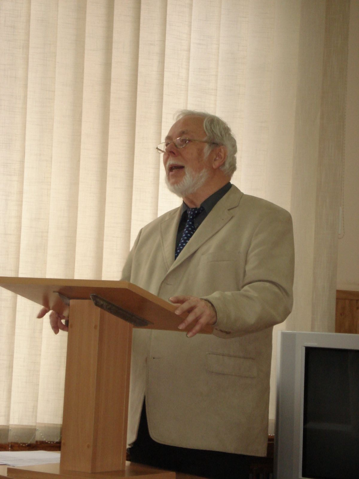 проф. Д.Керубім (університет м. Геттінген)